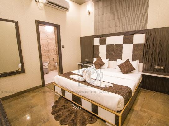 Hotel Pardesi Харідвар Екстер'єр фото