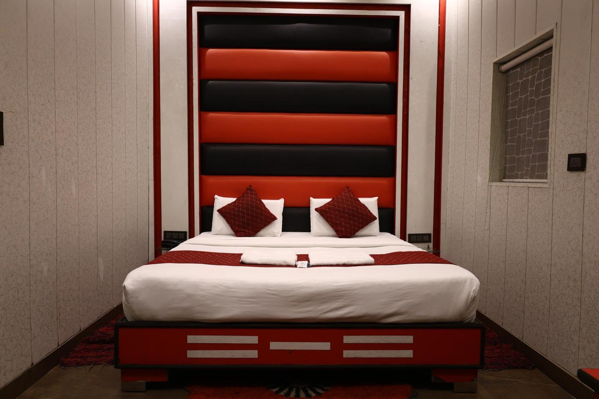 Hotel Pardesi Харідвар Екстер'єр фото