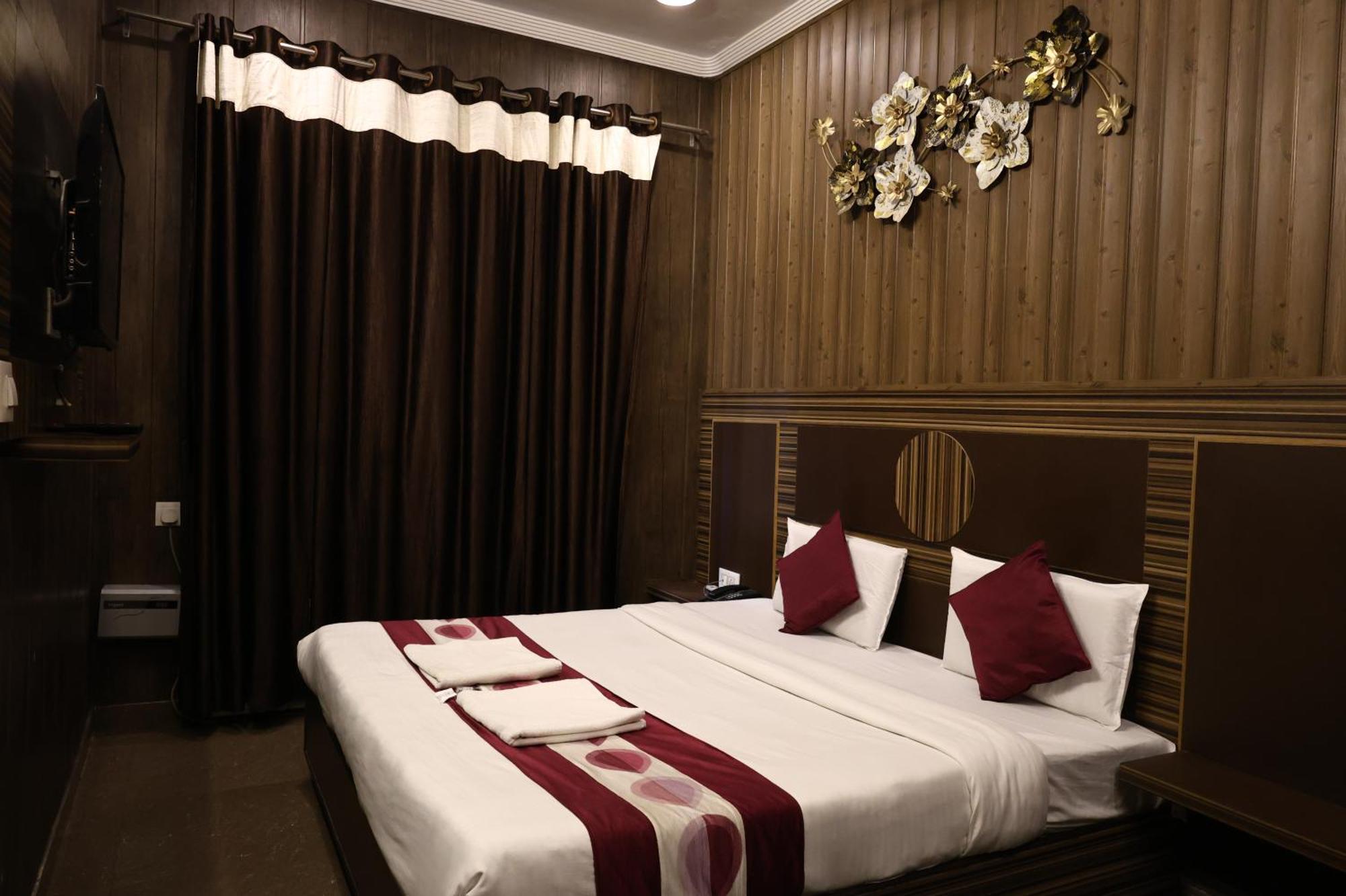 Hotel Pardesi Харідвар Екстер'єр фото