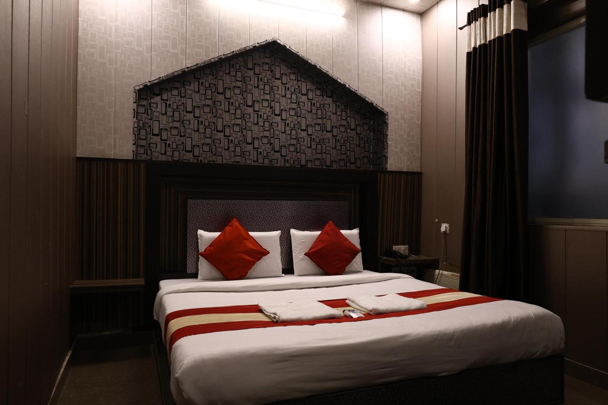 Hotel Pardesi Харідвар Екстер'єр фото