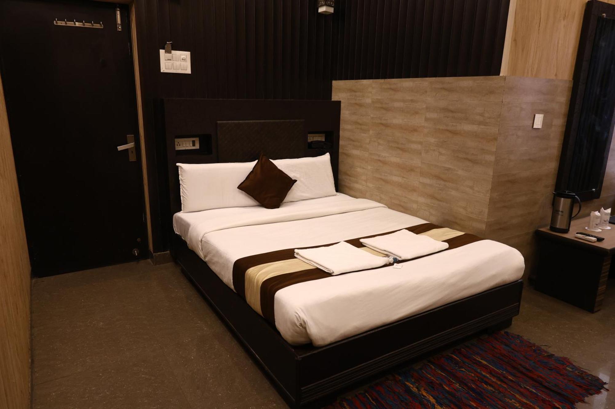 Hotel Pardesi Харідвар Екстер'єр фото