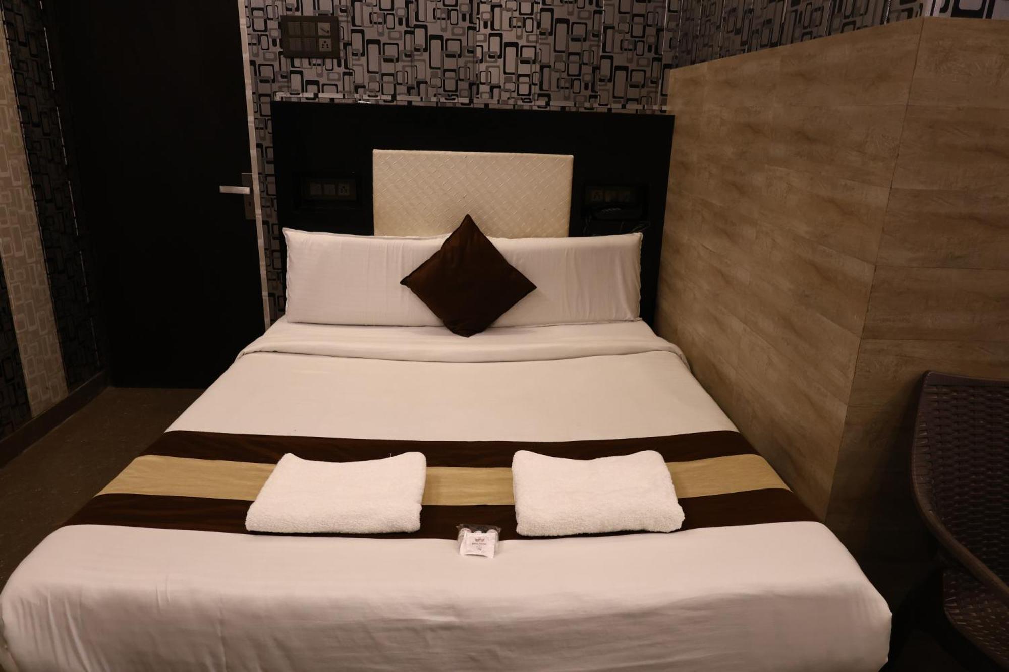 Hotel Pardesi Харідвар Екстер'єр фото