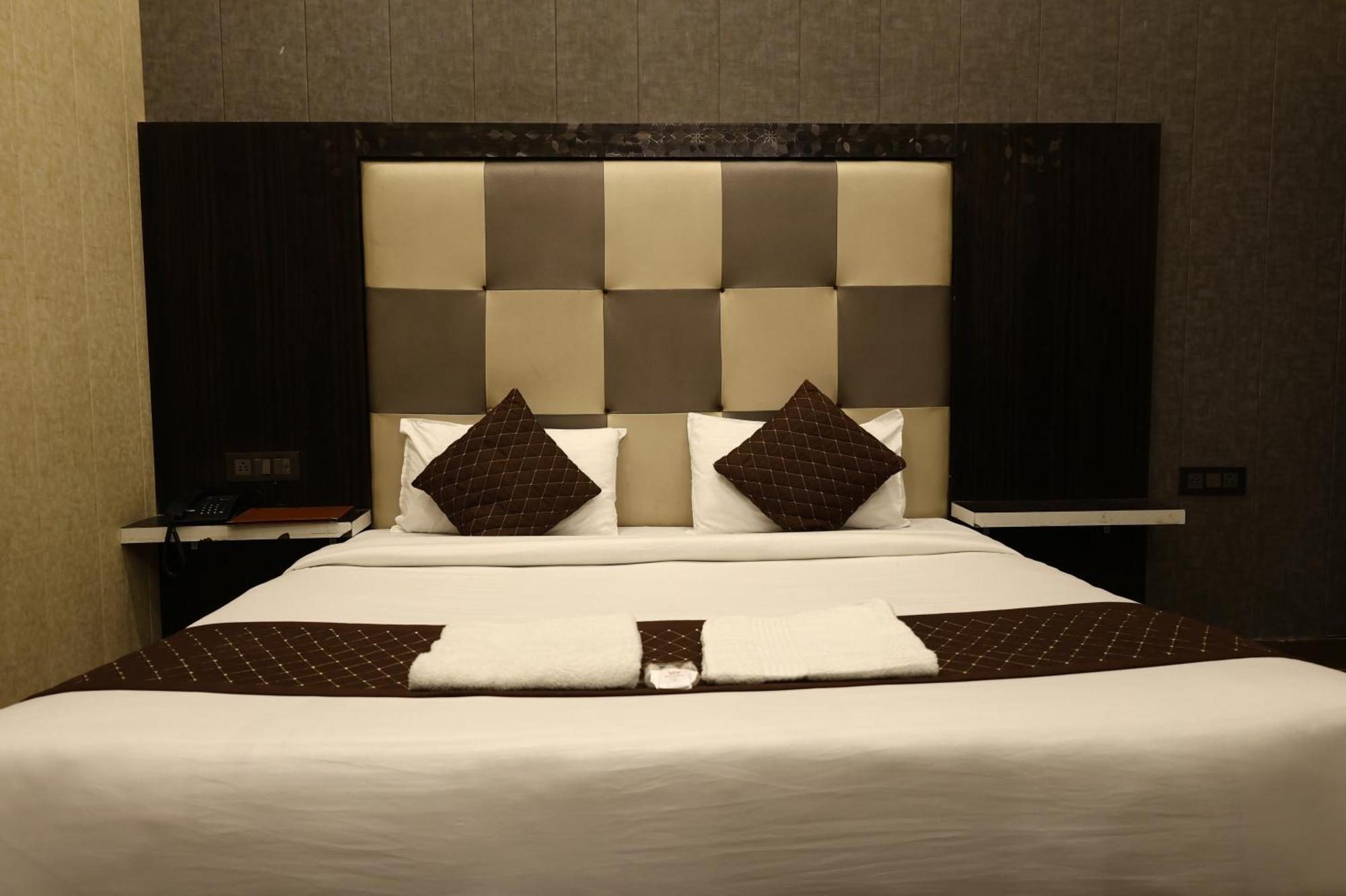 Hotel Pardesi Харідвар Екстер'єр фото