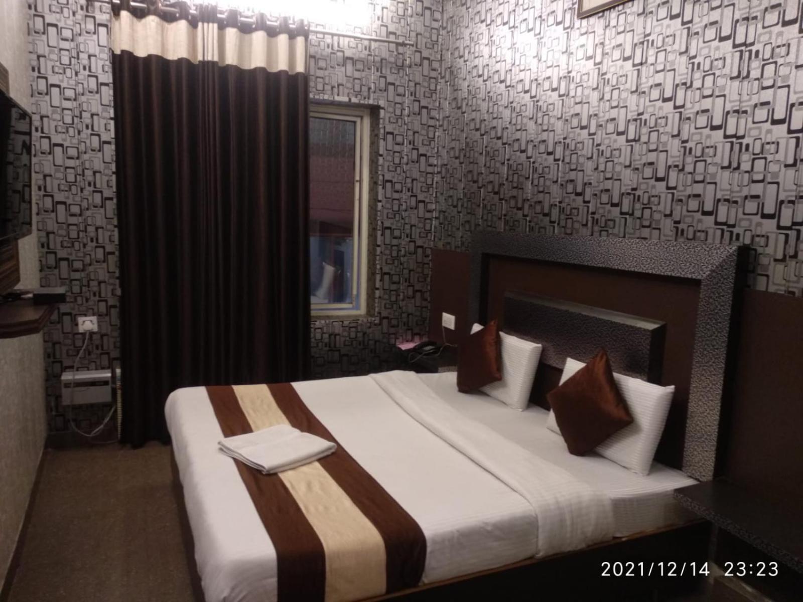 Hotel Pardesi Харідвар Екстер'єр фото