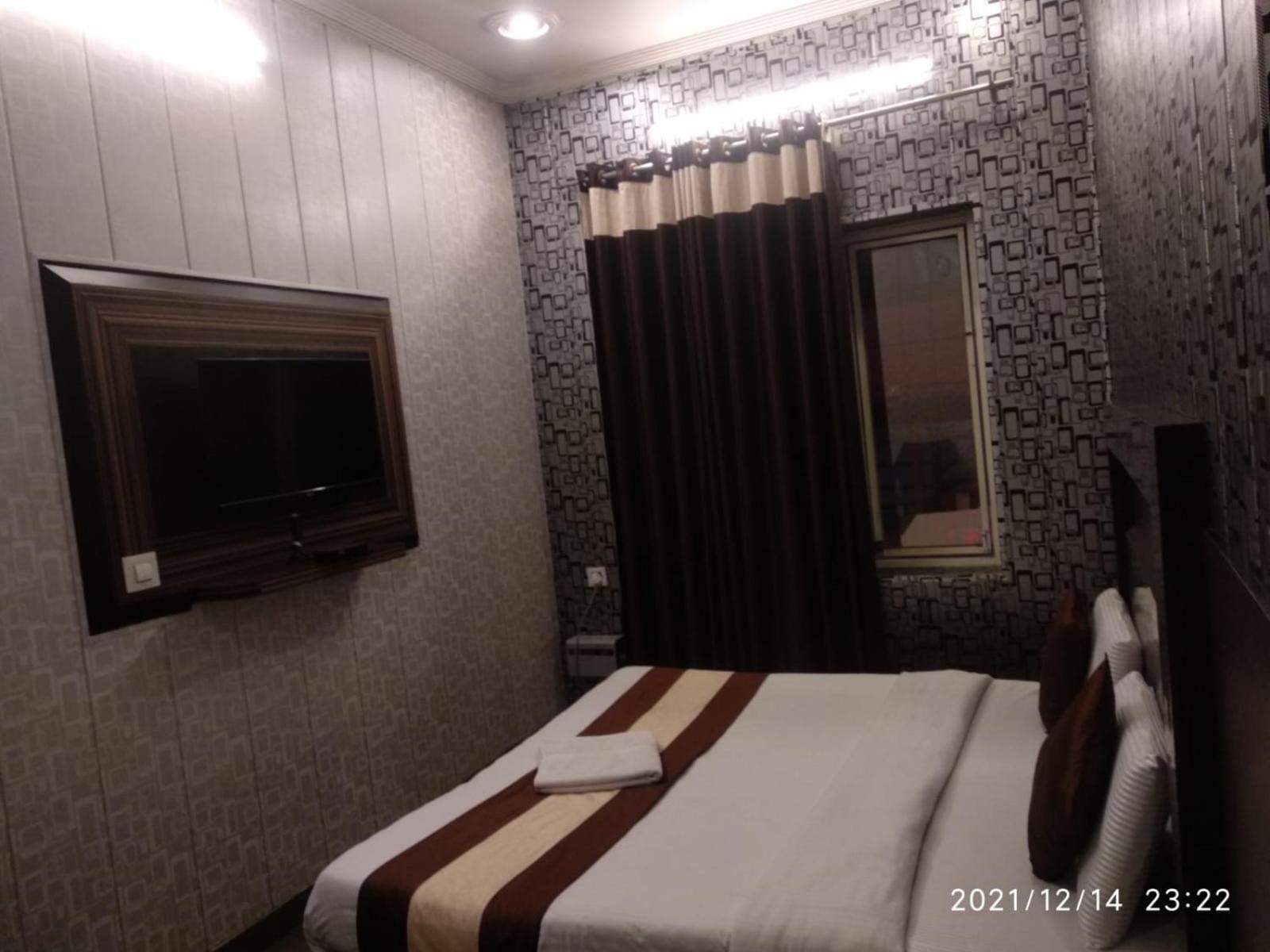 Hotel Pardesi Харідвар Екстер'єр фото