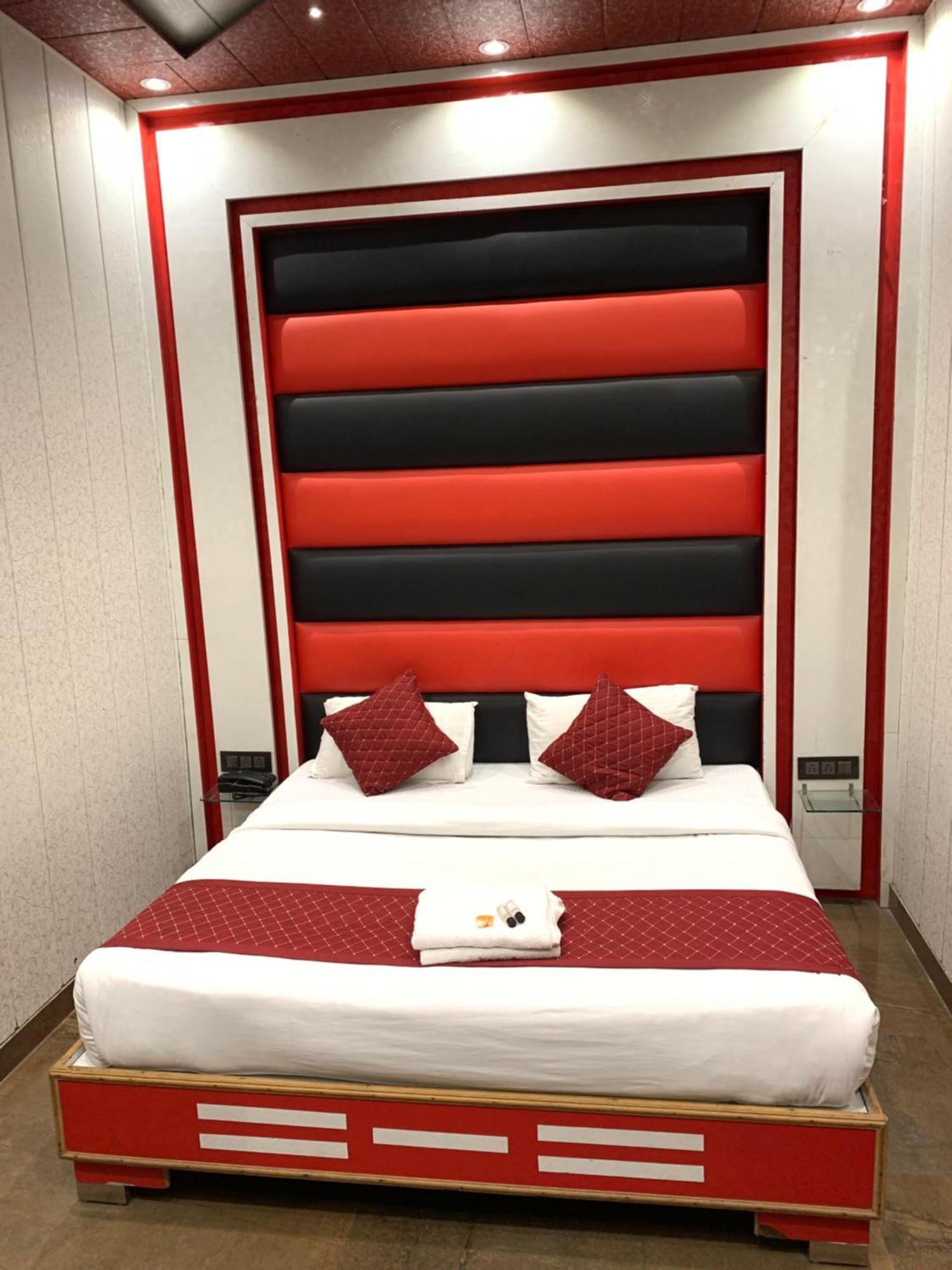 Hotel Pardesi Харідвар Екстер'єр фото