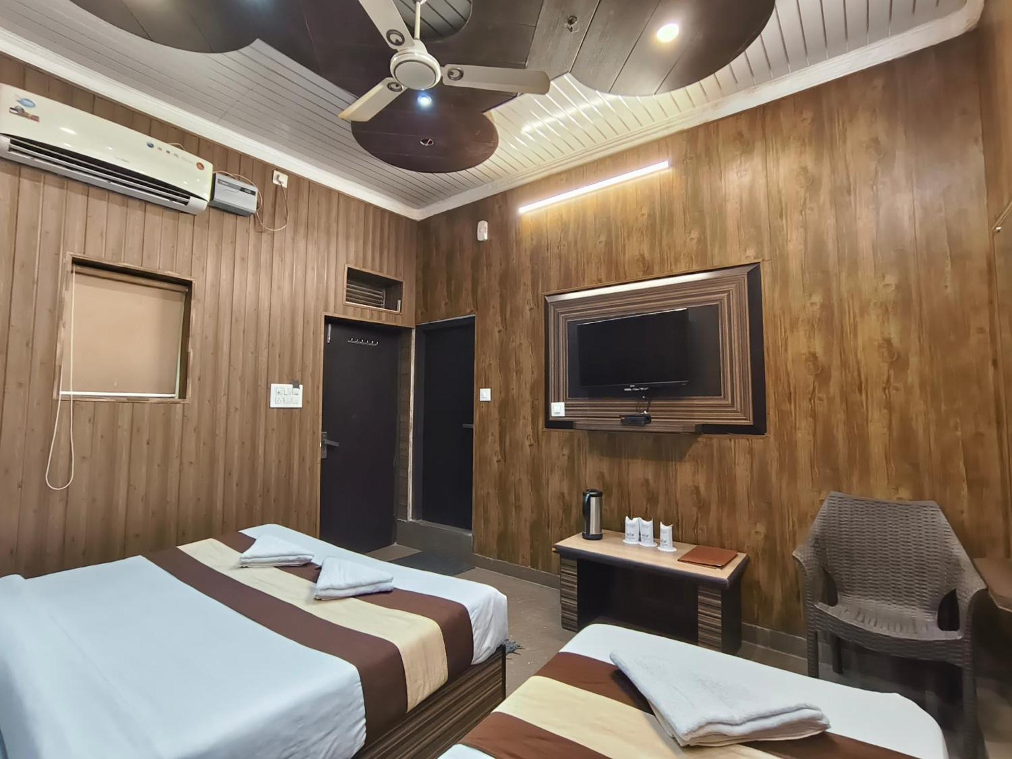 Hotel Pardesi Харідвар Екстер'єр фото